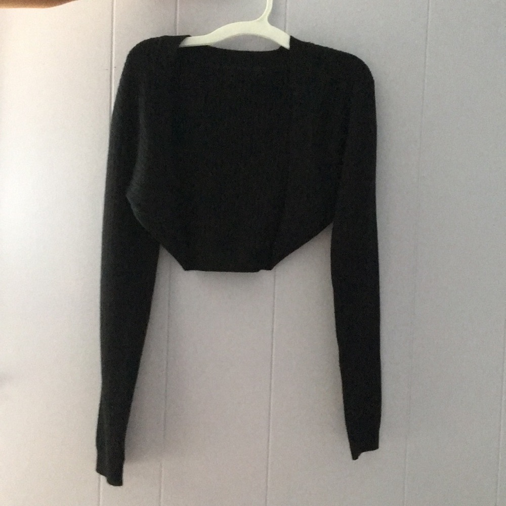 Harmonie black cropped sweater